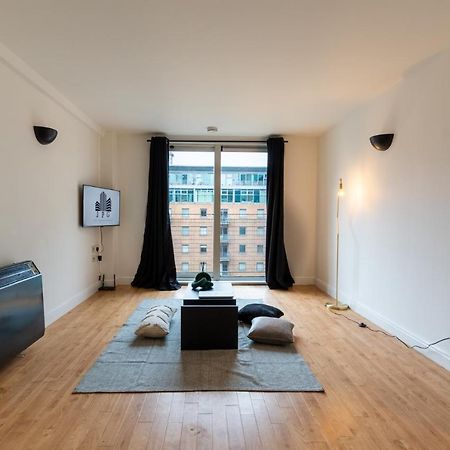 מנצ'סטר Jpg Theatre Suite - High Floor Mcr Luxe Apartment W Balcony Canal Views מראה חיצוני תמונה
