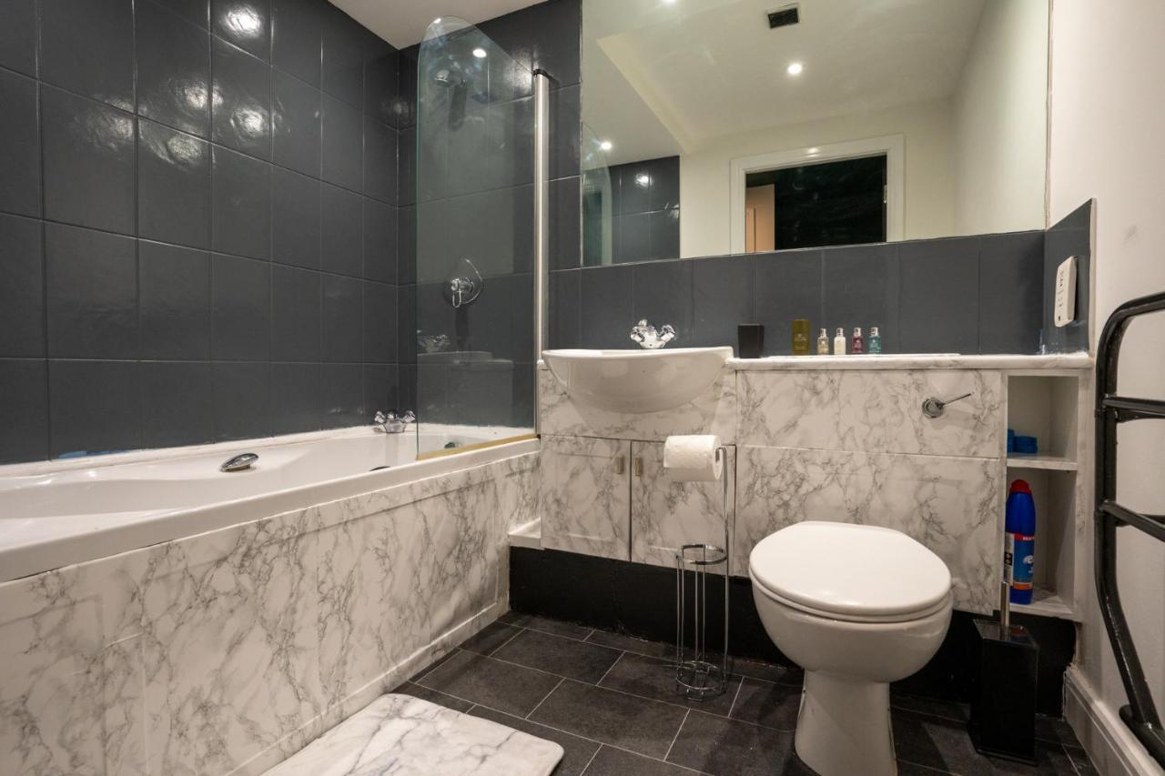 מנצ'סטר Jpg Theatre Suite - High Floor Mcr Luxe Apartment W Balcony Canal Views מראה חיצוני תמונה