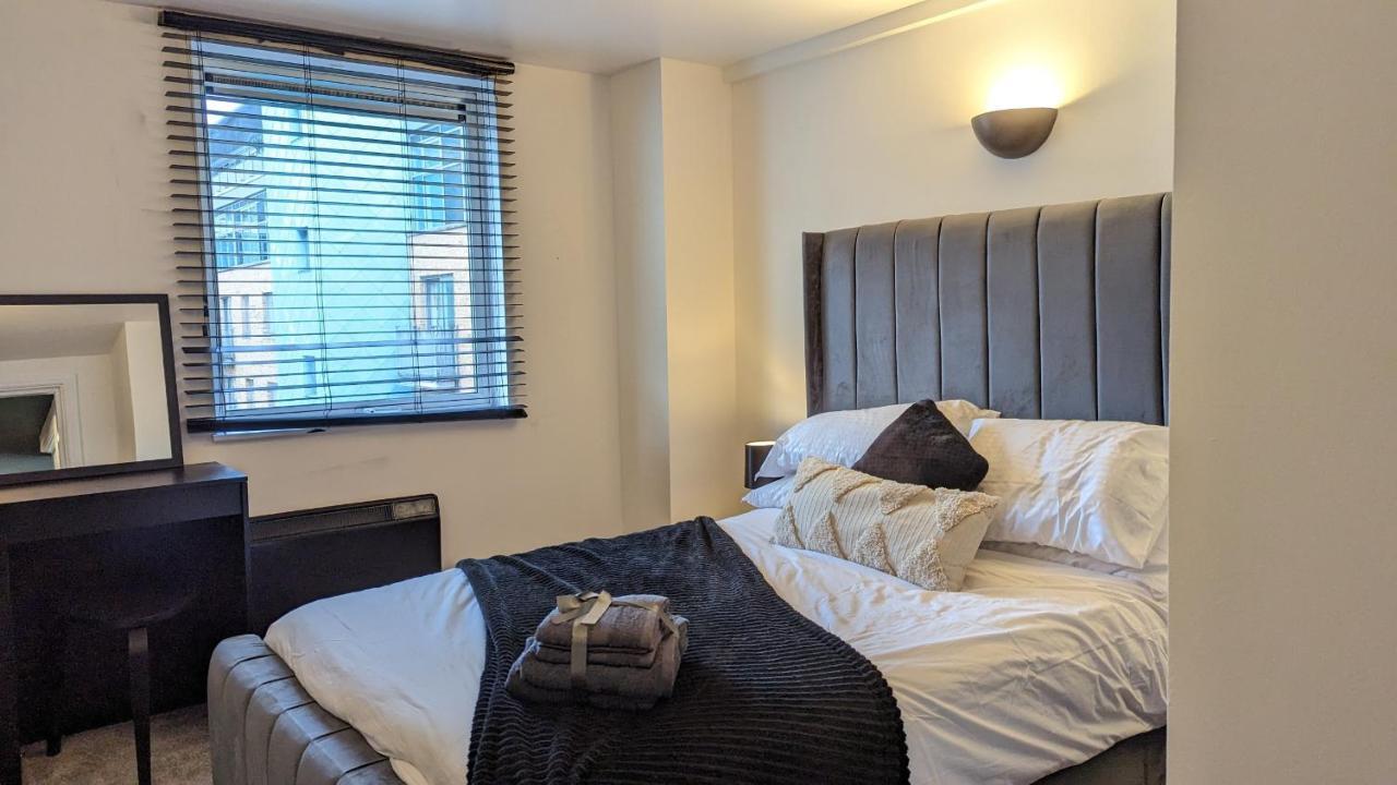 מנצ'סטר Jpg Theatre Suite - High Floor Mcr Luxe Apartment W Balcony Canal Views מראה חיצוני תמונה